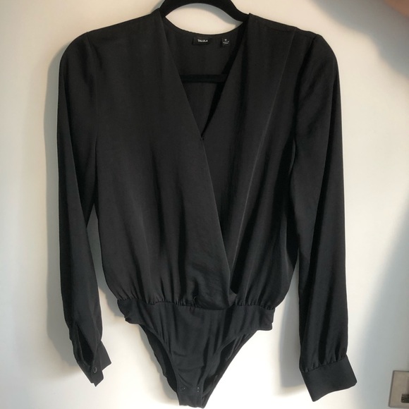 Aritzia Wrap Blouse Bodysuit - Picture 1 of 2